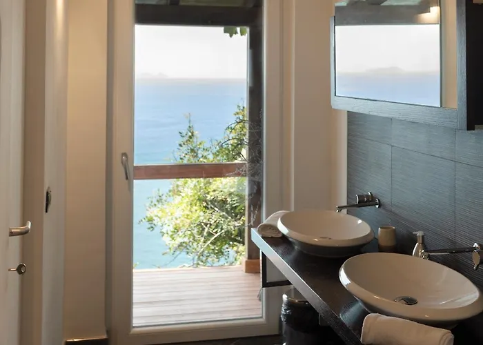 Claro De Lua Circeo Bed & Breakfast