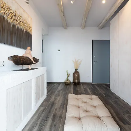 Claro De Lua Circeo Bed & Breakfast