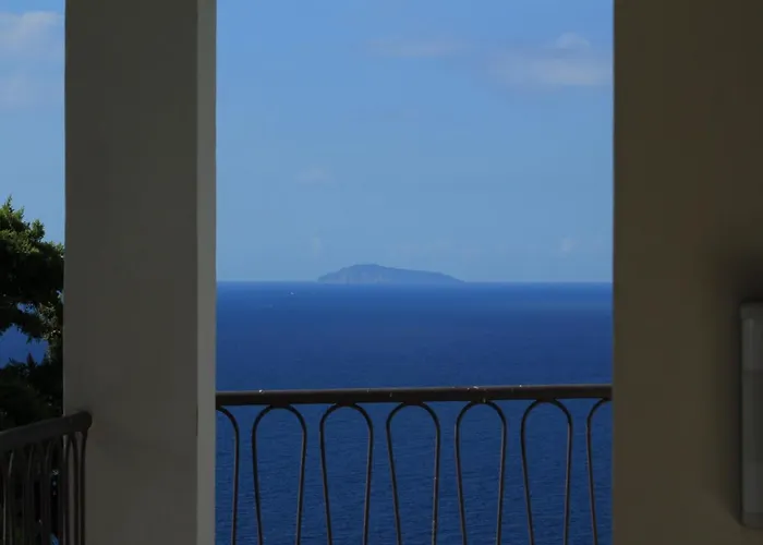 Claro De Lua Circeo 4*